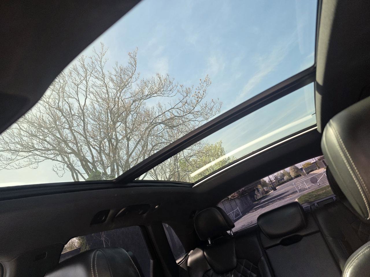 Used 2018 Audi SQ5 Premium Plus w/ Navigation Package image 20