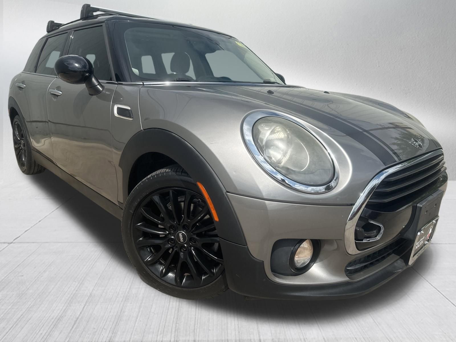 Used 2016 MINI Cooper Clubman FWD image 3