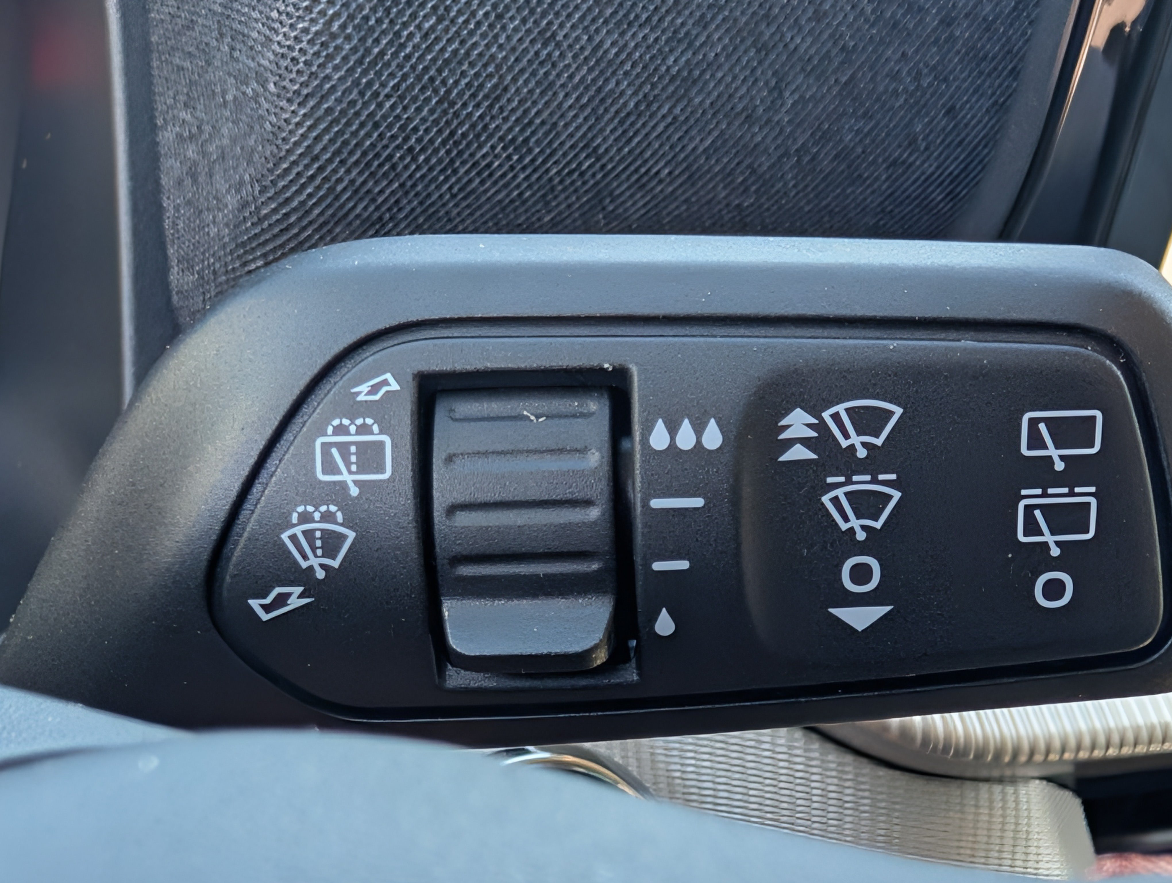 New 2026 Ford Explorer Active w/ Active Comfort Package AWD/4WD image 29