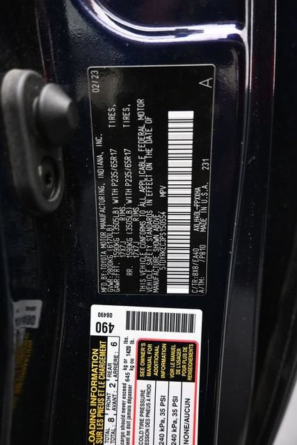 Used 2023 Toyota Sienna XLE FWD image 17