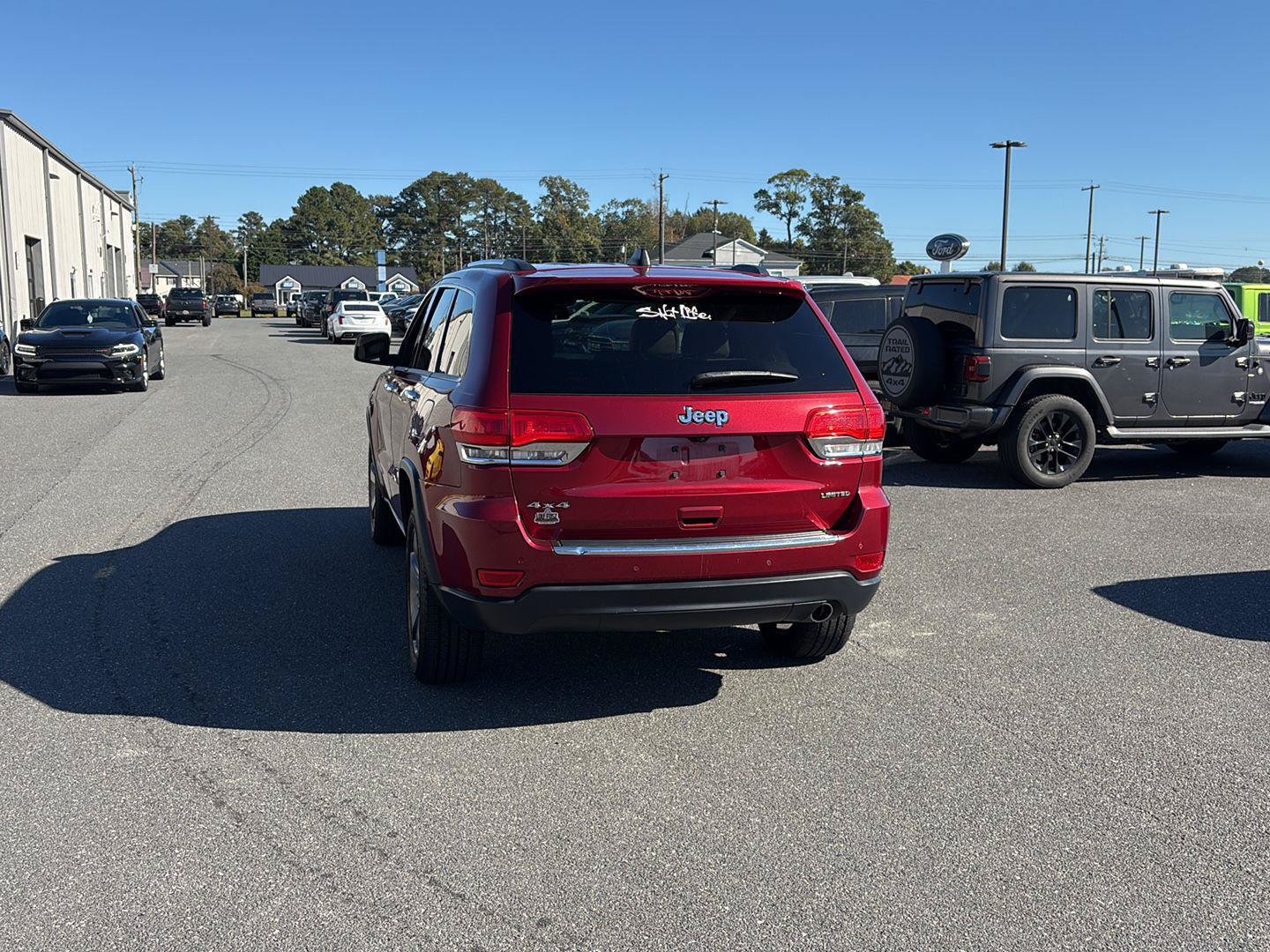 Used 2015 Jeep Grand Cherokee Limited AWD/4WD image 4