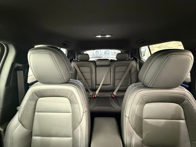 New 2026 Chevrolet Equinox EV LT FWD image 28