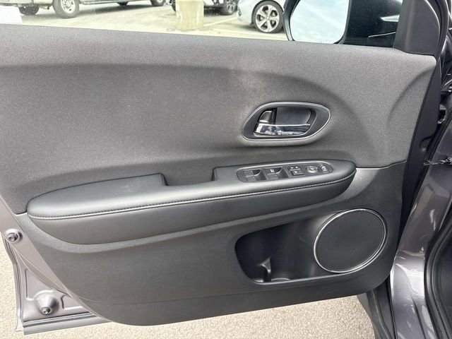 Used 2022 Honda HR-V EX image 11