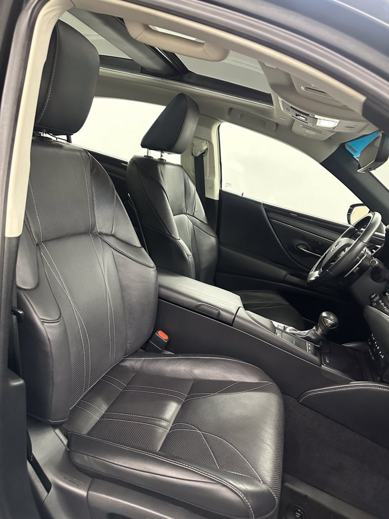 Used 2019 Lexus ES 350 w/ Accessory Package 2 FWD image 38