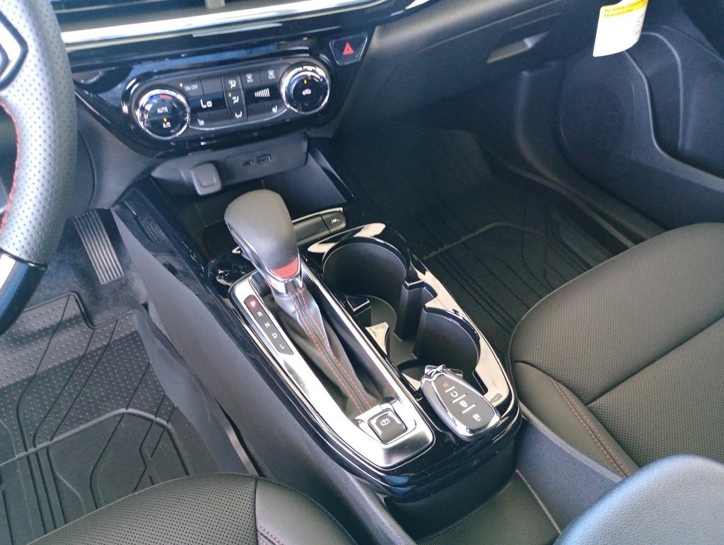 New 2026 Chevrolet Trax RS w/ Driver Confidence Package FWD image 20