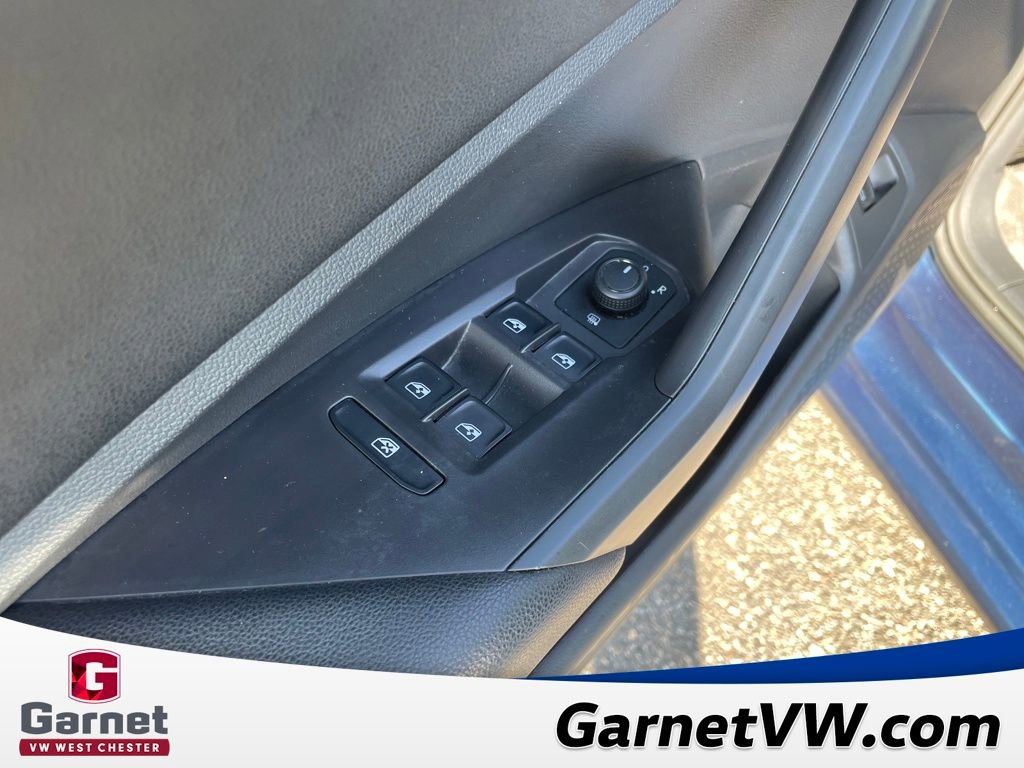 Used 2020 Volkswagen Jetta S w/ Driver Assistance Package image 12