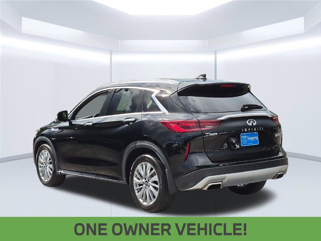 Used 2023 INFINITI QX50 Luxe FWD image 4