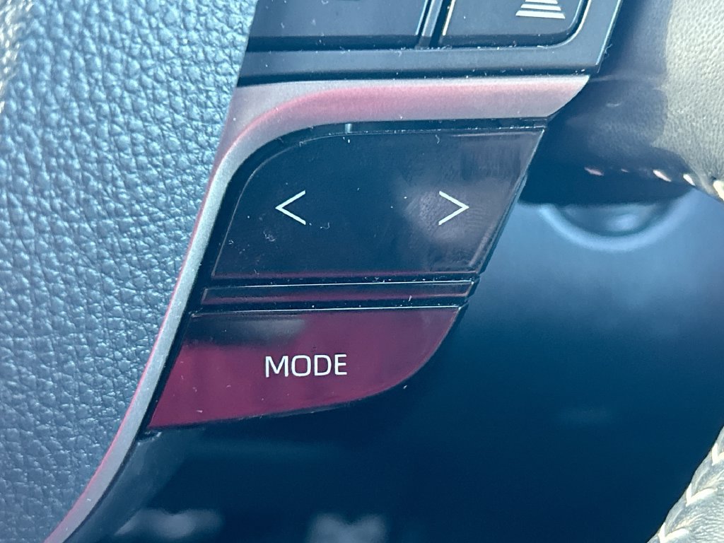 Used 2026 Toyota Camry SE FWD image 17