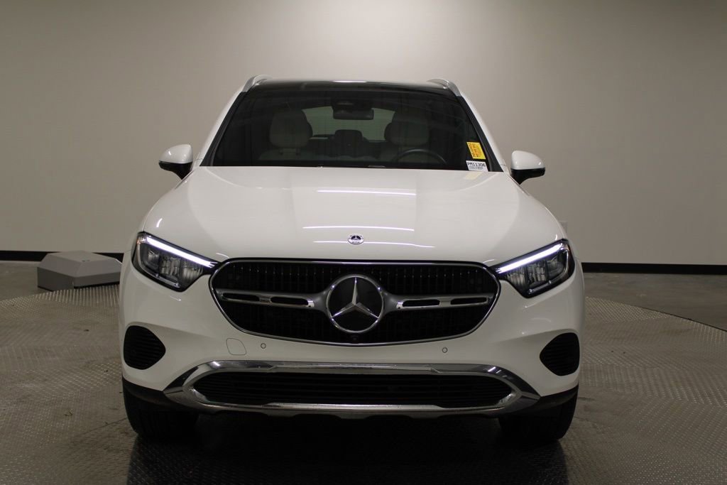 Used 2024 Mercedes-Benz GLC 300 image 8