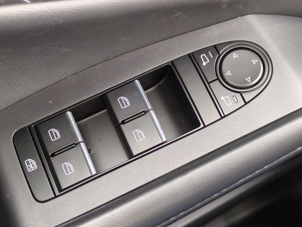 New 2026 MAZDA CX-30 AWD 2.5 S w/ Select Sport Pkg image 23