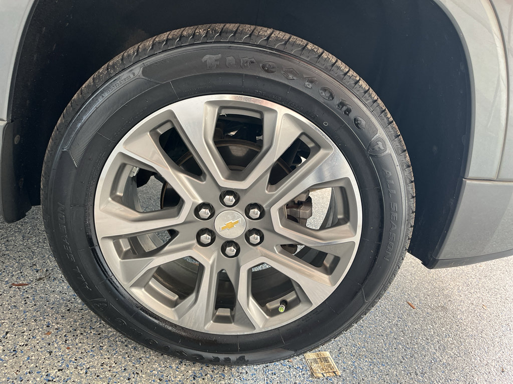 Used 2019 Chevrolet Traverse Premier w/ Driver Confidence II Package image 36