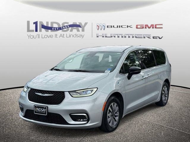 Used 2024 Chrysler Pacifica Limited FWD image 5