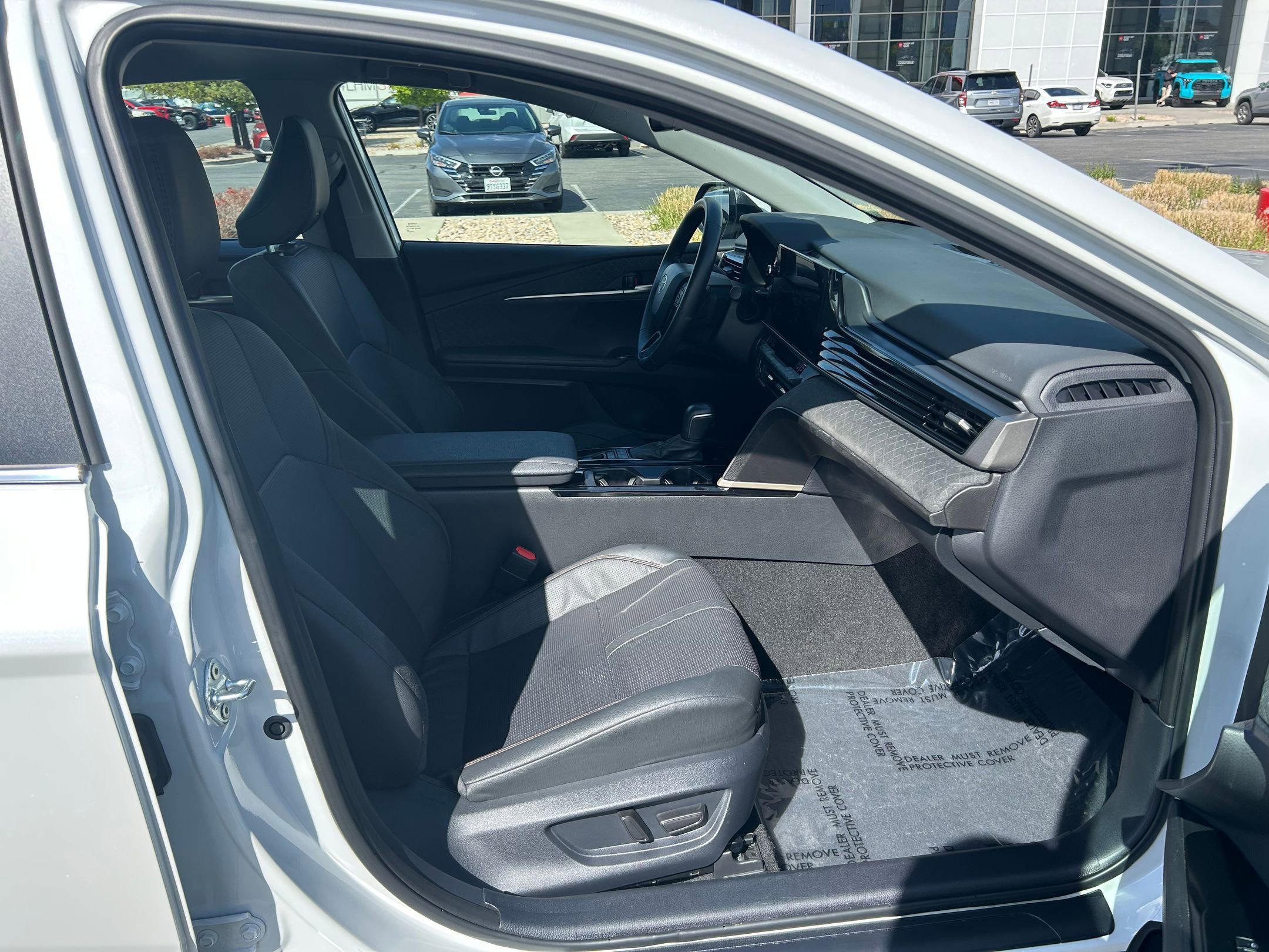 Used 2025 Toyota Camry XLE image 29
