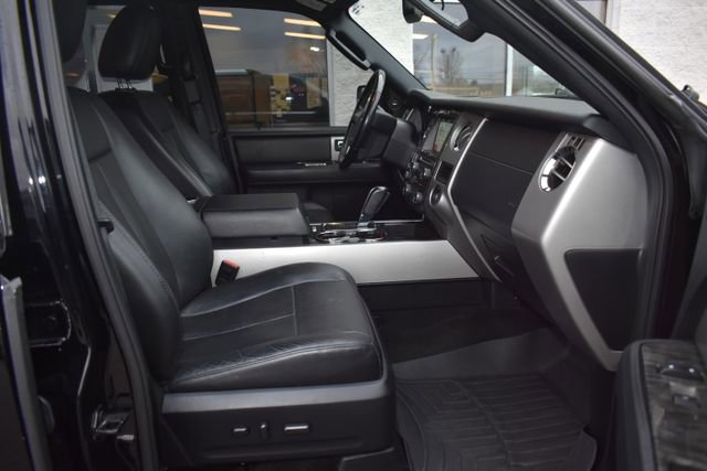 Used 2016 Ford Expedition Limited image 49