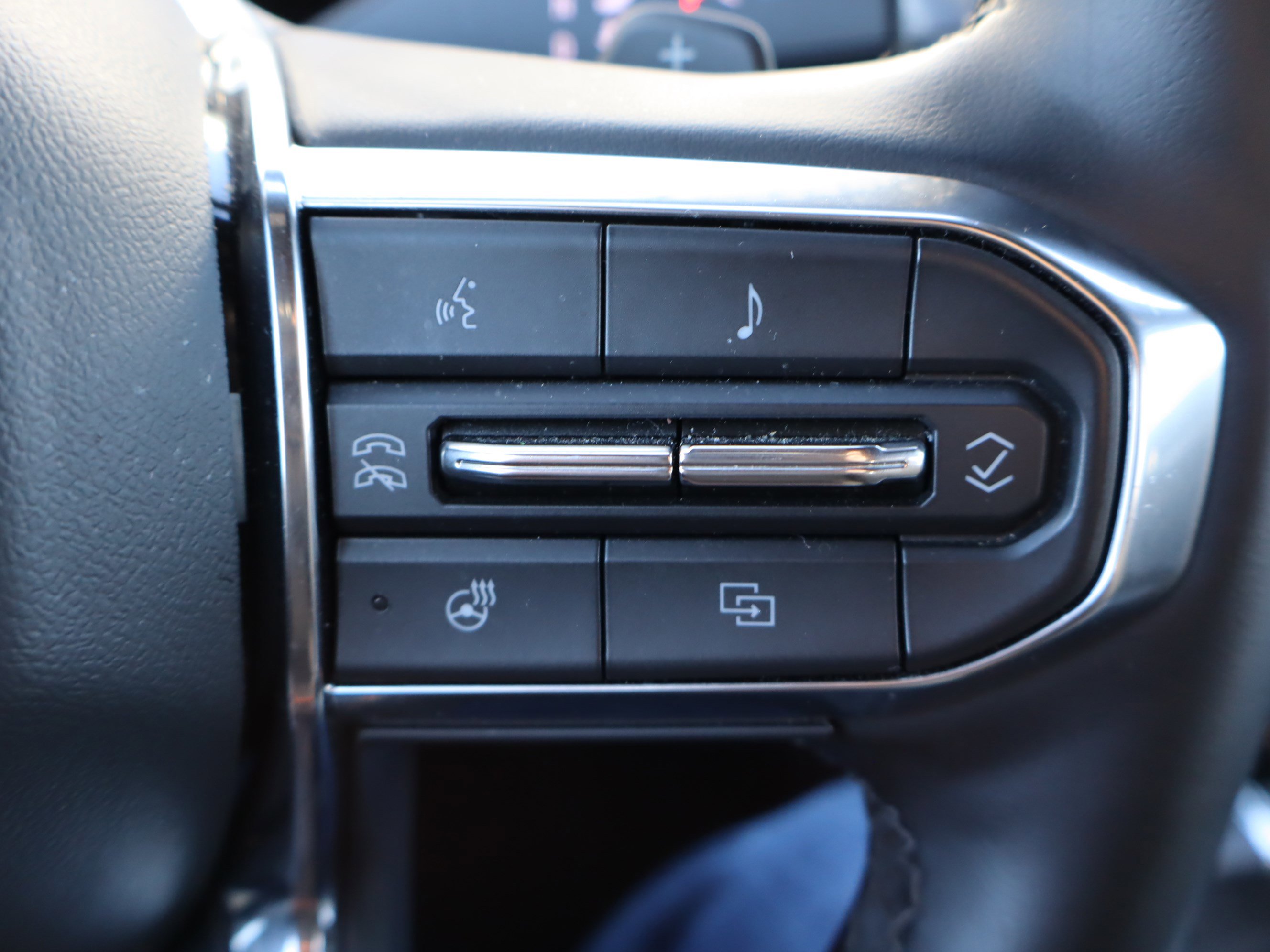 Certified 2025 GMC Terrain Elevation image 20