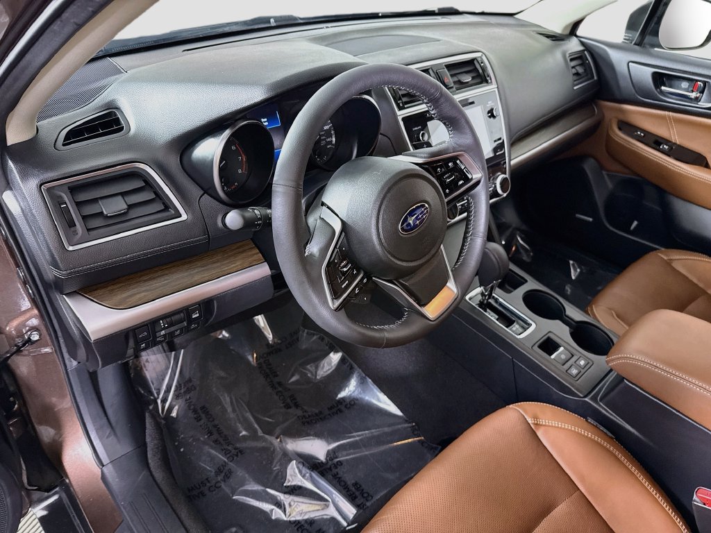 Used 2019 Subaru Outback 2.5i Touring w/ Popular Package #3A AWD/4WD image 17