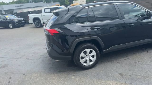 Used 2025 Toyota RAV4 LE FWD image 15