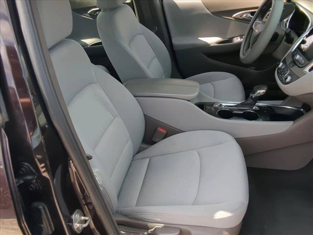 Used 2021 Chevrolet Malibu LT FWD image 19