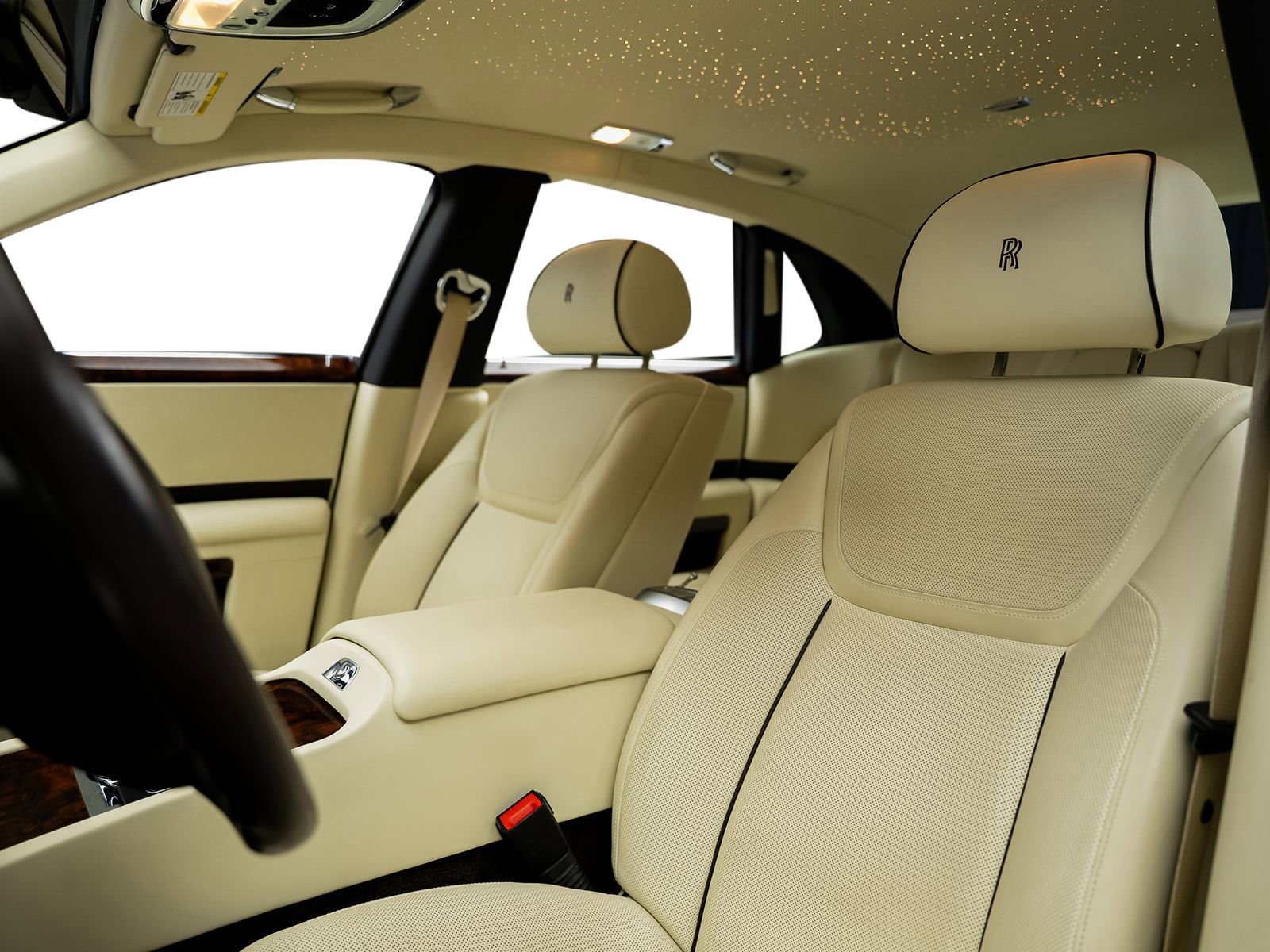 Used 2017 Rolls-Royce Ghost image 31