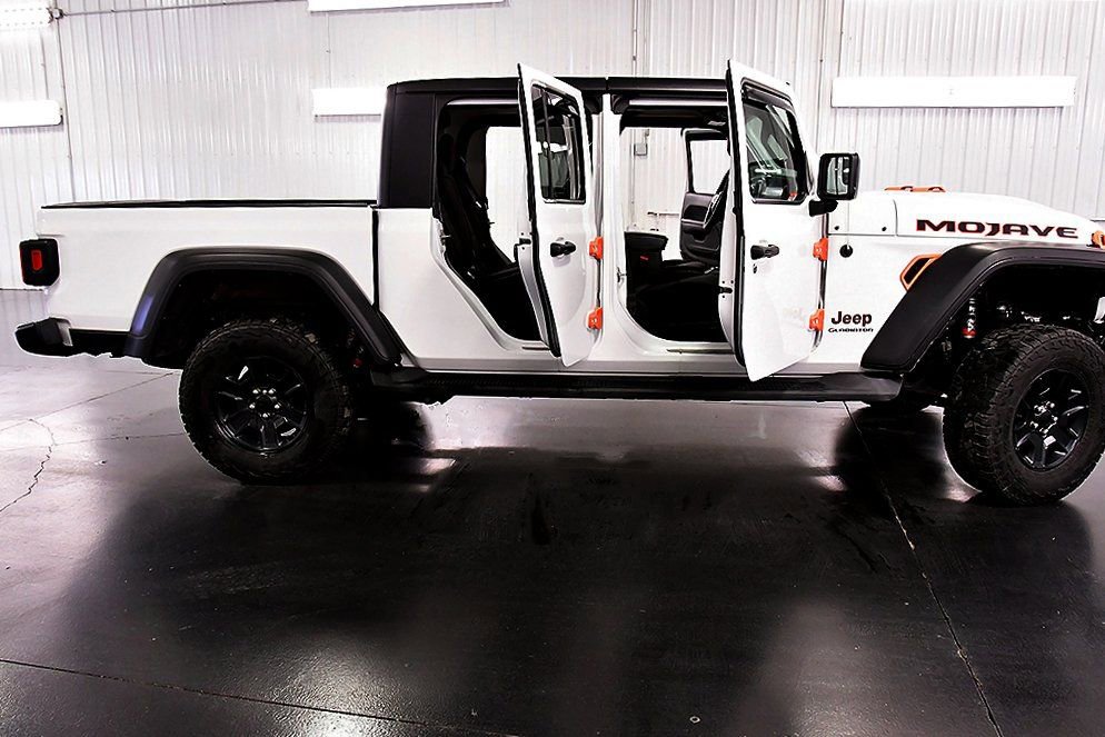 Used 2021 Jeep Gladiator Mojave image 29