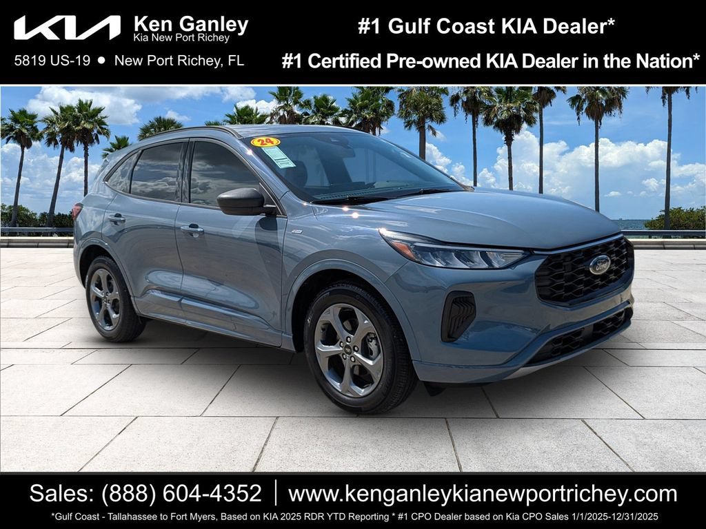 Used 2024 Ford Escape ST-Line w/ Tech Pack #1 FWD image 1