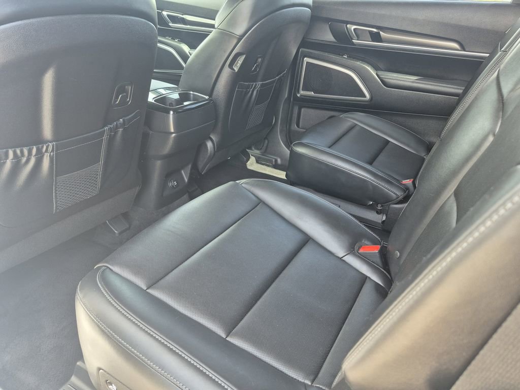 Certified 2023 Kia Telluride S w/ S Sunroof Package AWD/4WD image 15