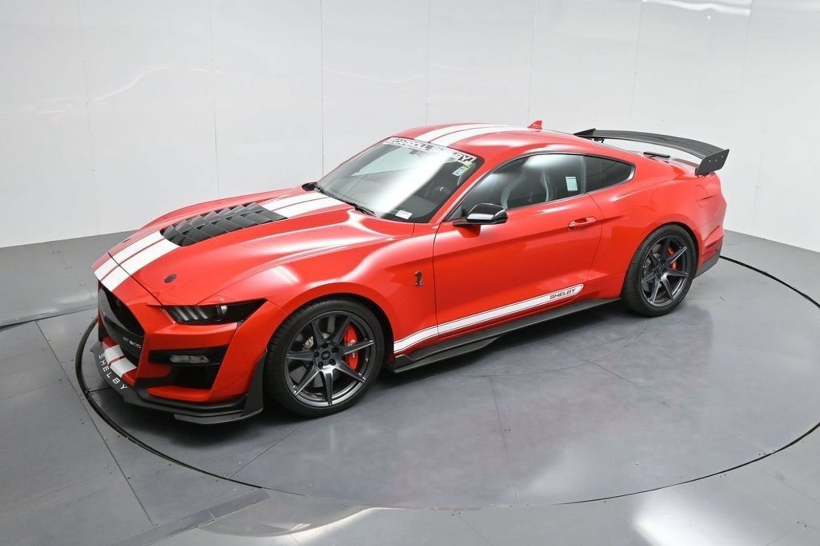 Used 2020 Ford Mustang Shelby GT500 w/ Technology Package RWD image 43