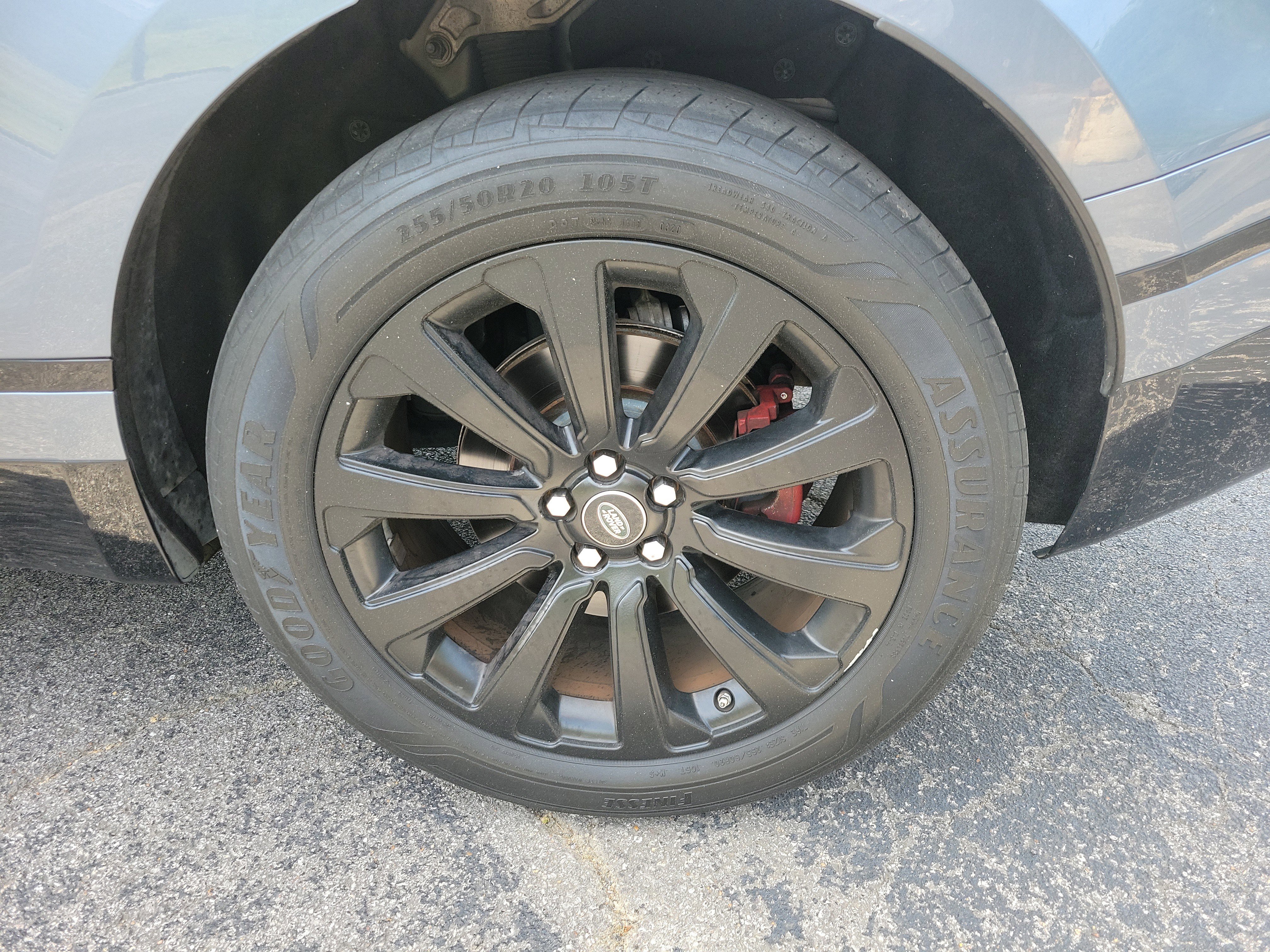 Used 2019 Land Rover Range Rover Velar R-Dynamic SE image 27