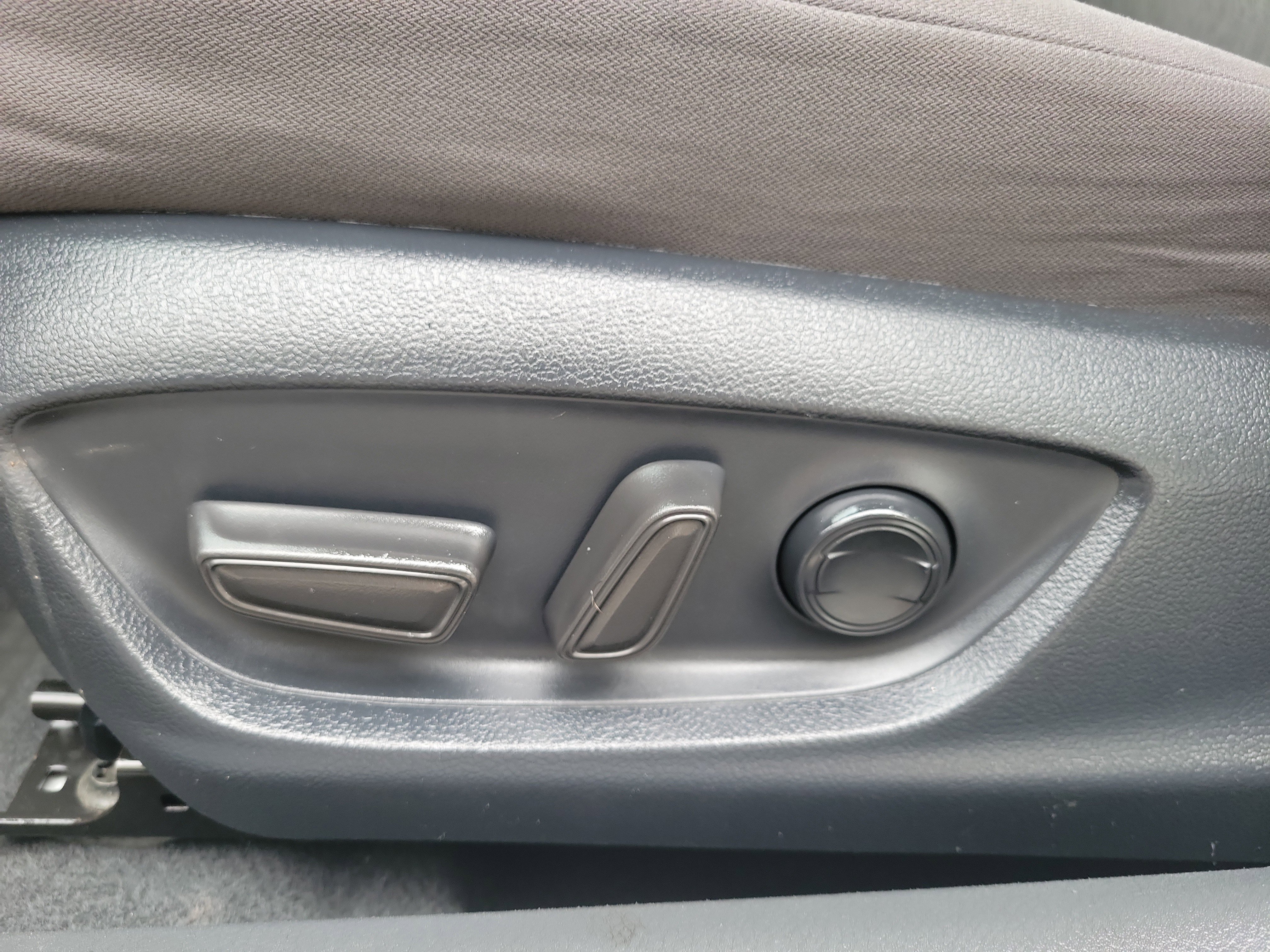 Used 2024 Toyota Camry LE image 21