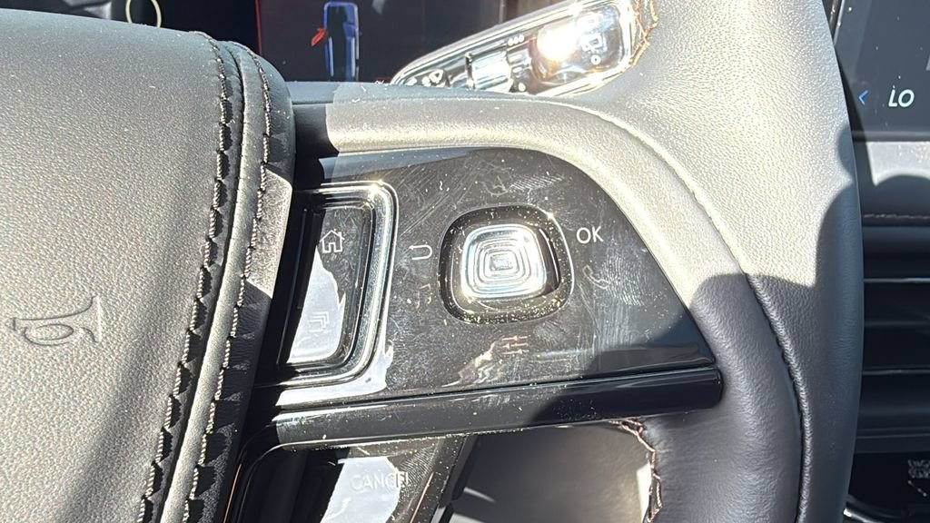 New 2025 Lincoln Aviator AWD w/ Equipment Group 101A image 10