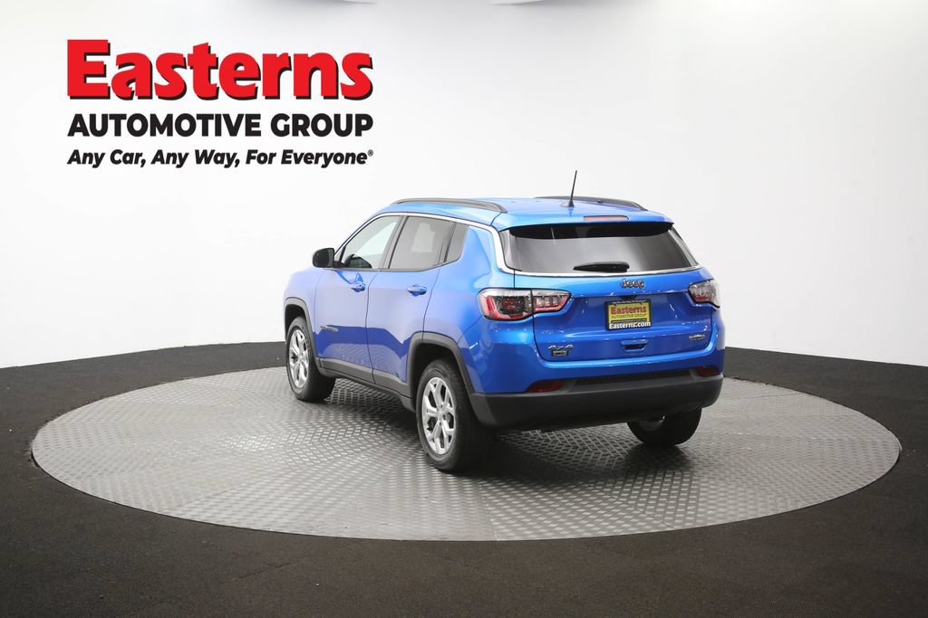Used 2024 Jeep Compass Latitude AWD/4WD image 63