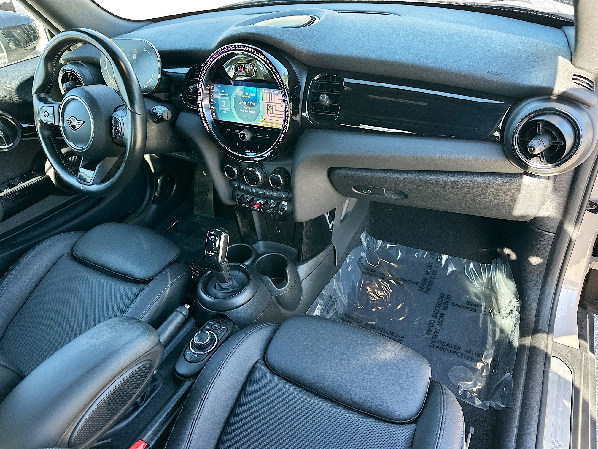 Used 2023 MINI Cooper S image 29