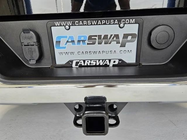 Used 2024 GMC Sierra 1500 SLT image 42