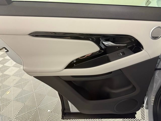 New 2026 Land Rover Range Rover Evoque S image 26