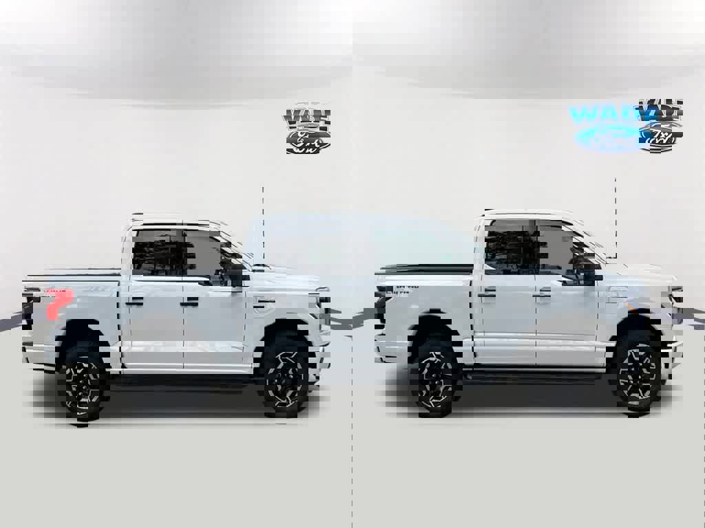 New 2023 Ford F150 Lightning XLT w/ Tow Technology Package image 4