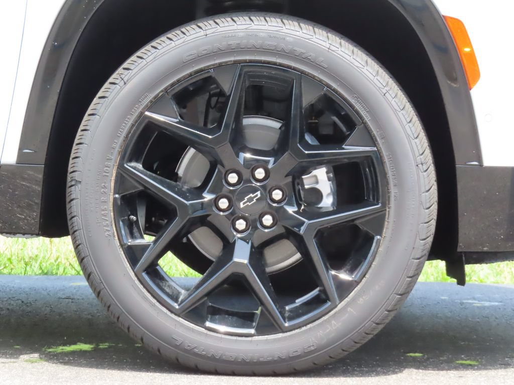 New 2026 Chevrolet Traverse RS w/ LPO, Floor Liner Package AWD/4WD image 18