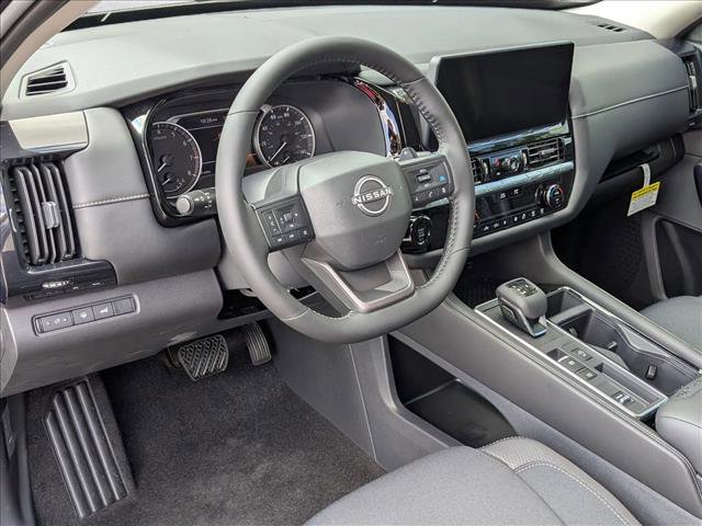 New 2026 Nissan Pathfinder SV image 3