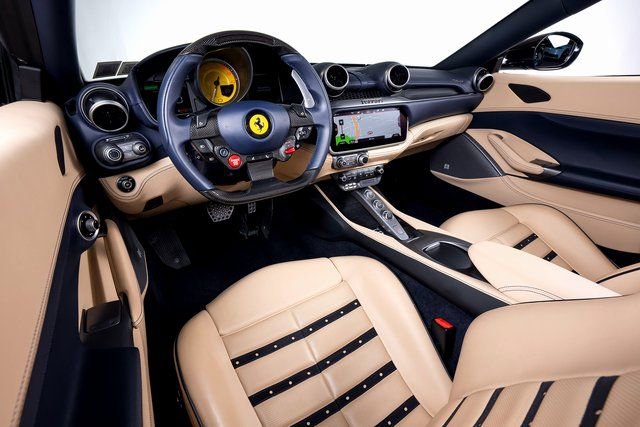 Certified 2019 Ferrari Portofino image 30