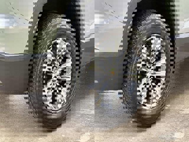 New 2025 Chevrolet Equinox LT image 6