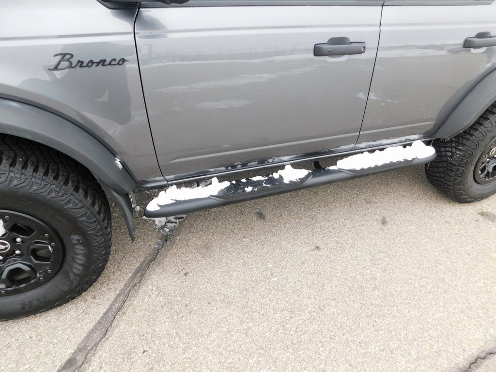 Used 2023 Ford Bronco Wildtrak image 12