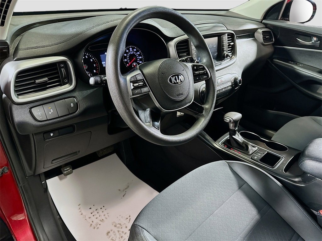 Used 2019 Kia Sorento AWD image 10