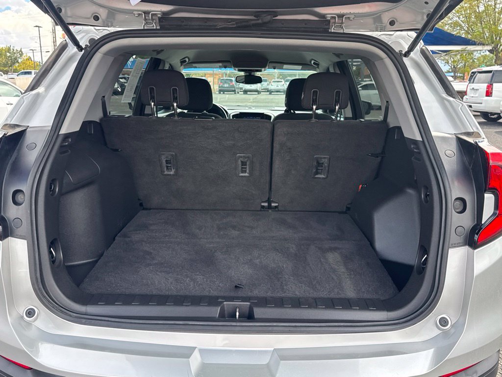 Used 2020 GMC Terrain SLE FWD image 19
