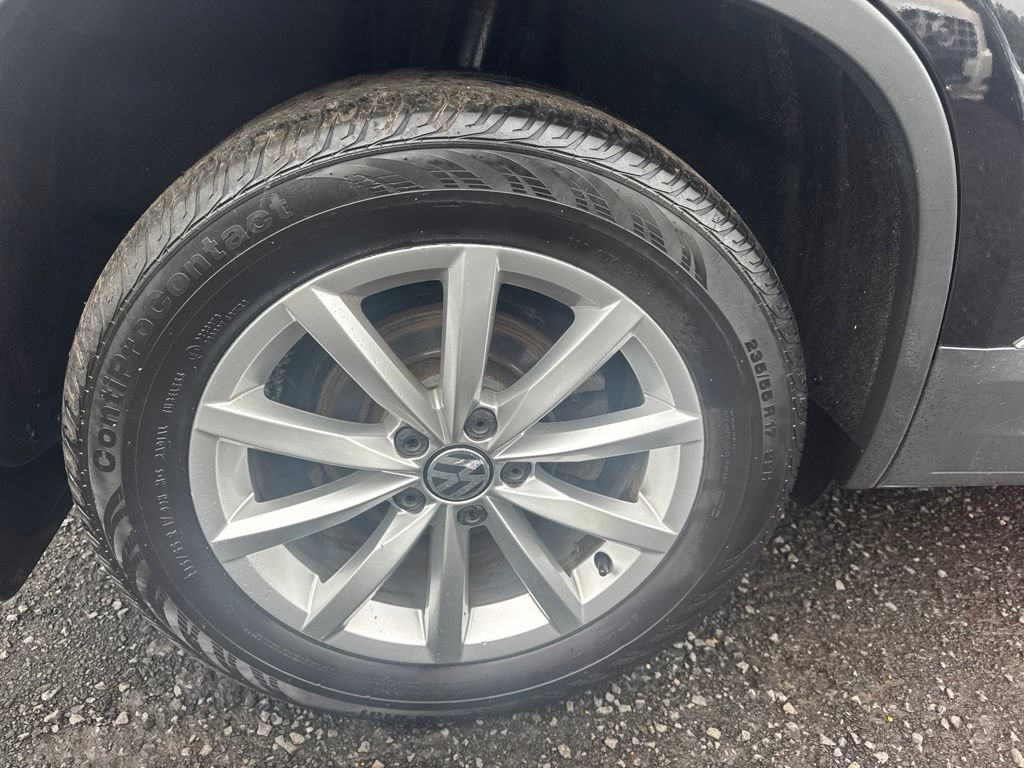 Used 2017 Volkswagen Tiguan Wolfsburg Edition AWD/4WD image 21