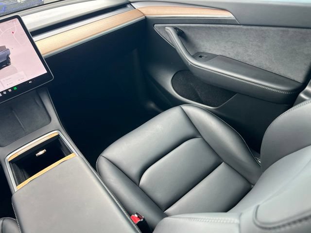 Used 2024 Tesla Model Y Long Range AWD/4WD image 15