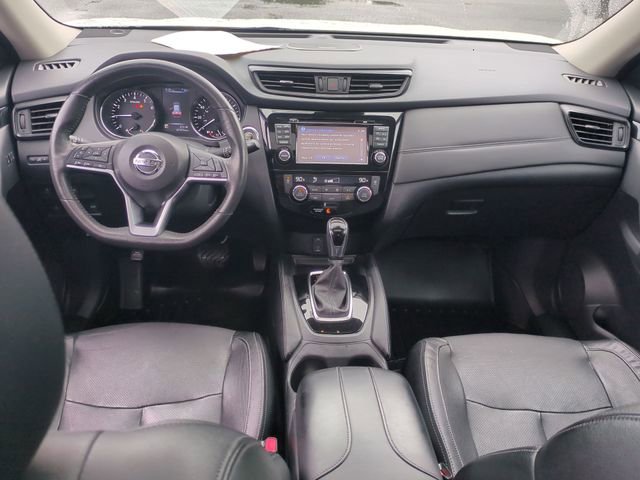 Used 2017 Nissan Rogue SL w/ SL Premium Package image 28