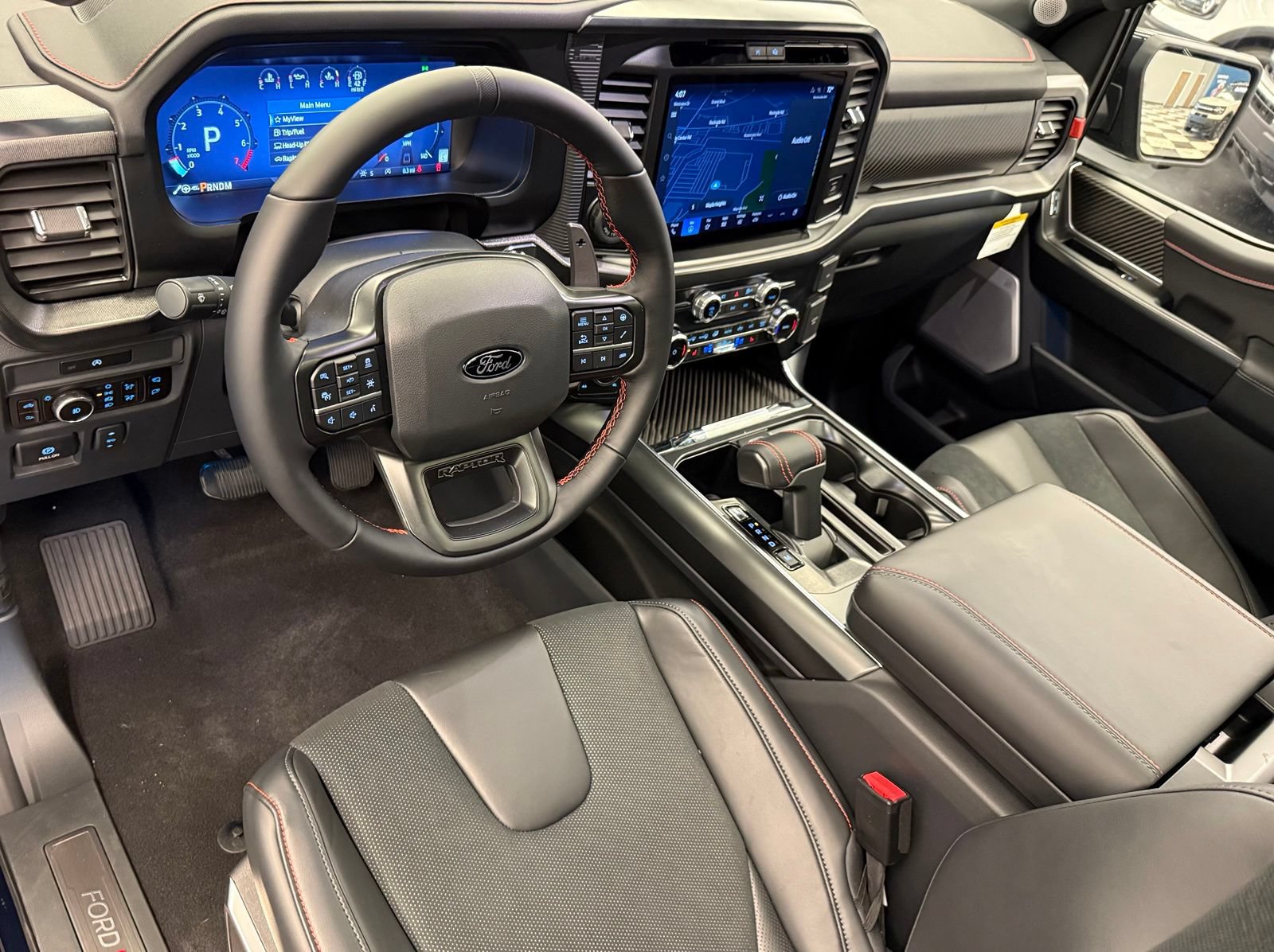 Used 2025 Ford F150 Raptor AWD/4WD image 12