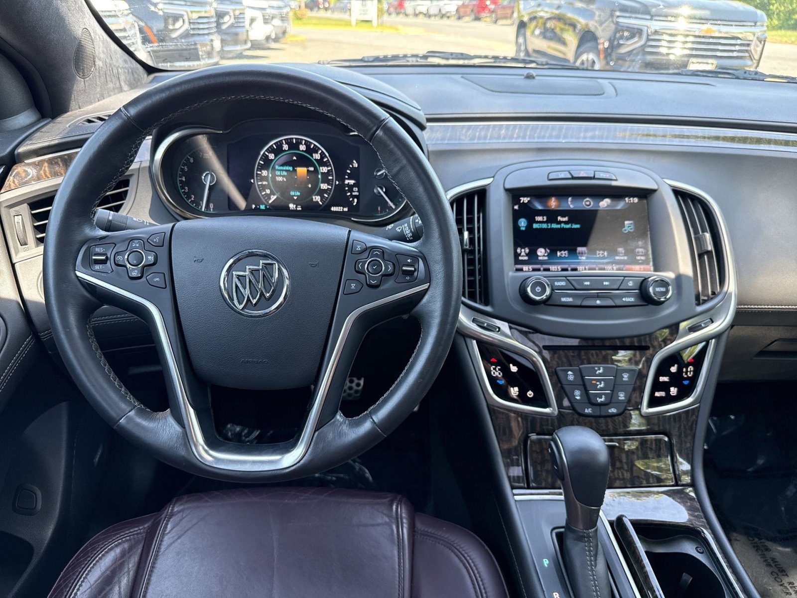 Used 2016 Buick LaCrosse Premium w/ Ultra Luxury Package AWD/4WD image 16