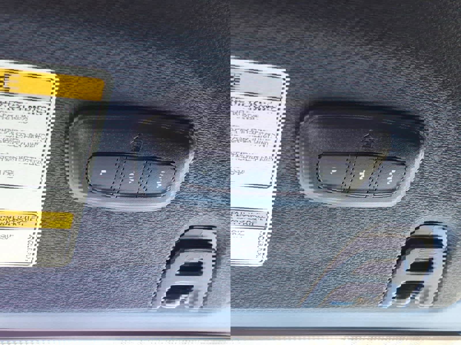 Used 2023 Jeep Wrangler Sahara w/ Cold Weather Group image 14