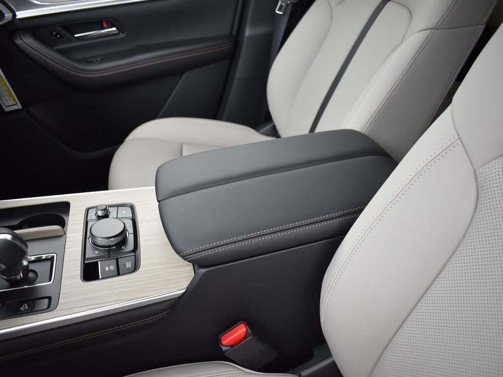 Certified 2025 MAZDA CX-90 3.3 Turbo w/ Preferred Package image 13