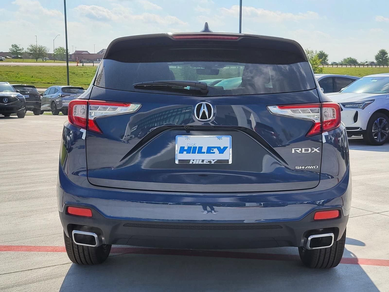 New 2026 Acura RDX SH-AWD image 4